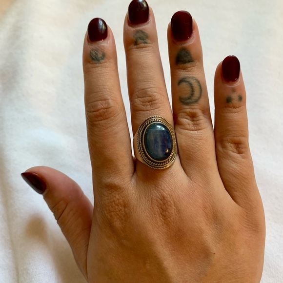 Sterling silver kyanite saddle ring - Picture 4 of 7